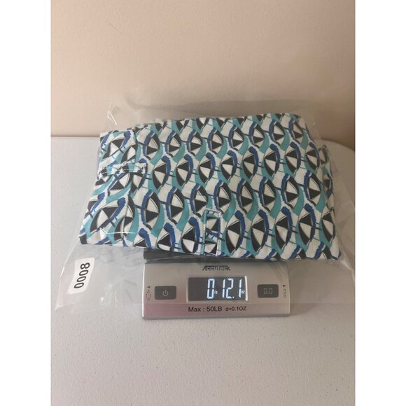 Crown & Ivy Women's 24W Regular Printed Shorts - Blue & White Umbrella Pattern - Picture 9 of 11